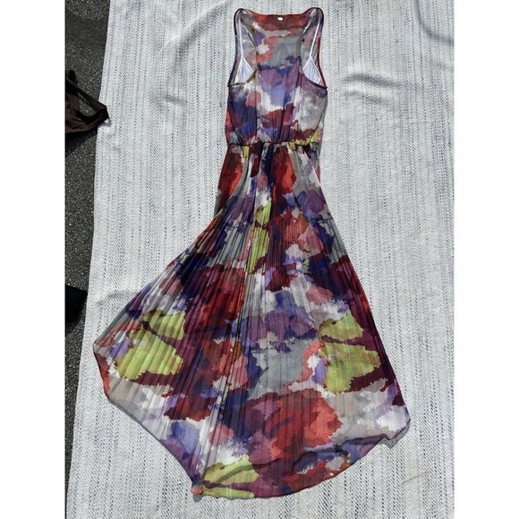 Guess Dress Small Multicolor Kaleido Print Pleated Hi-Lo Lined Racerback Womens - Picture 8 of 16